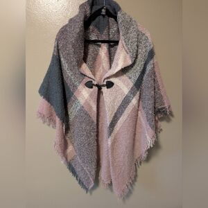 Altare OSFA womens Cape, soft & gorgeous, One Size Fits M-1X